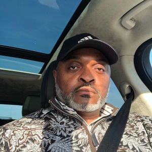 Meet your Posher, Sam